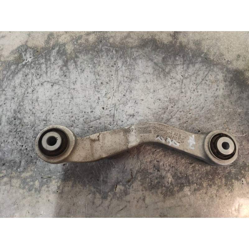 Recambio de brazo suspension superior trasero derecho para bmw serie 5 lim. (f10) 520d referencia OEM IAM  520D 2014