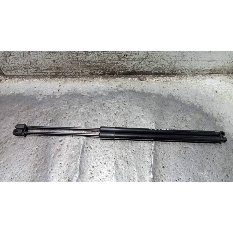 Recambio de amortiguadores maletero / porton para mazda 3 lim. () luxury referencia OEM IAM BHN963620A BHN962620A 2014