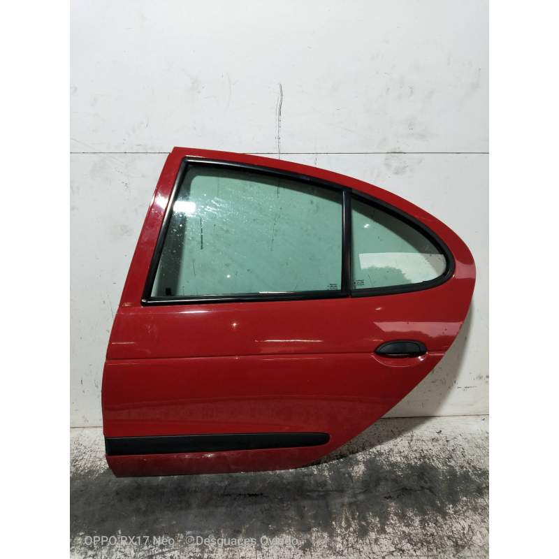 Recambio de puerta trasera izquierda para renault megane i classic (la0) 1.6e rn referencia OEM IAM  4P 1996