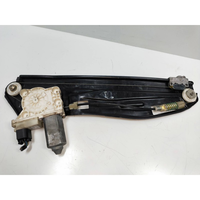 Recambio de elevalunas trasero derecho para bmw serie 7 (e65/e66) 3.6 v8 32v cat referencia OEM IAM   