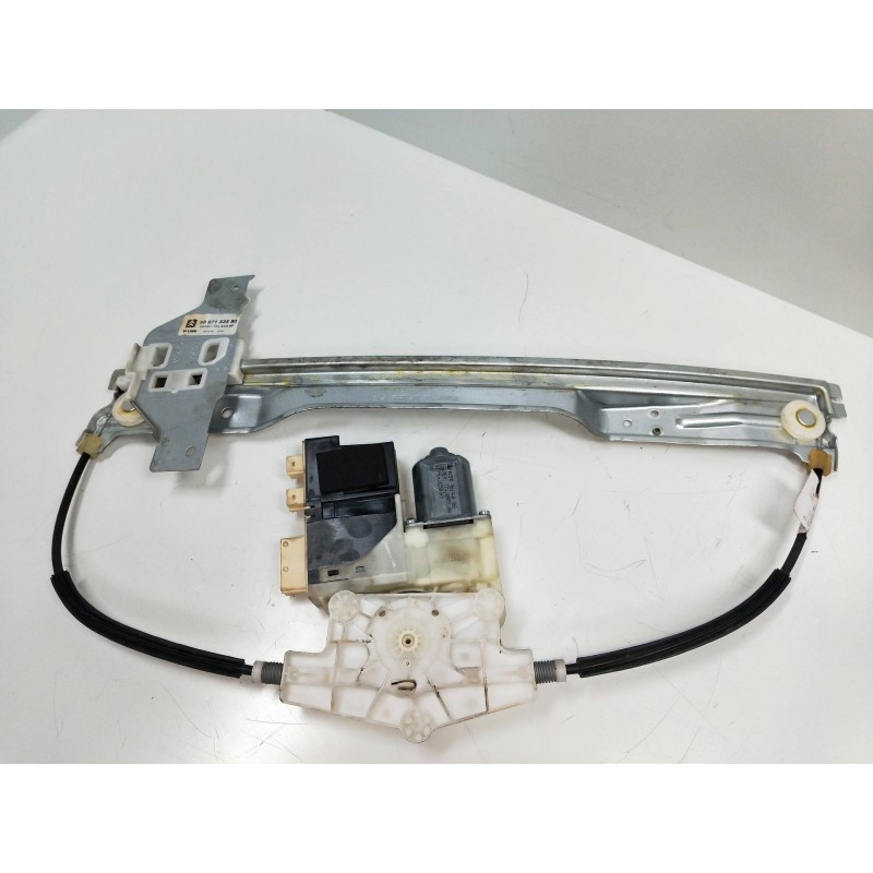 Recambio de elevalunas delantero derecho para citroen c4 berlina 1.6 hdi cat (9hy / dv6ted4) referencia OEM IAM 9647441780  5P