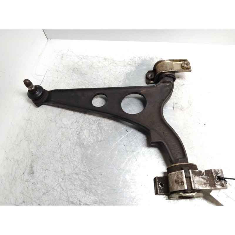 Recambio de brazo suspension inferior delantero izquierdo para lancia lybra berlina 2.4 jtd cat referencia OEM IAM   