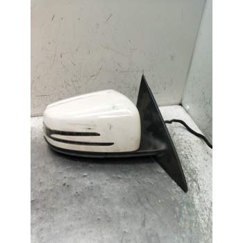 RETROVISOR DERECHO ELÉCTRICO W117/2014