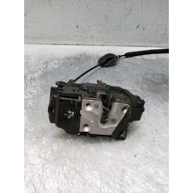 Recambio de motor cierre centralizado delantero derecho para renault zoe referencia OEM IAM 805020094R 40627235 5P