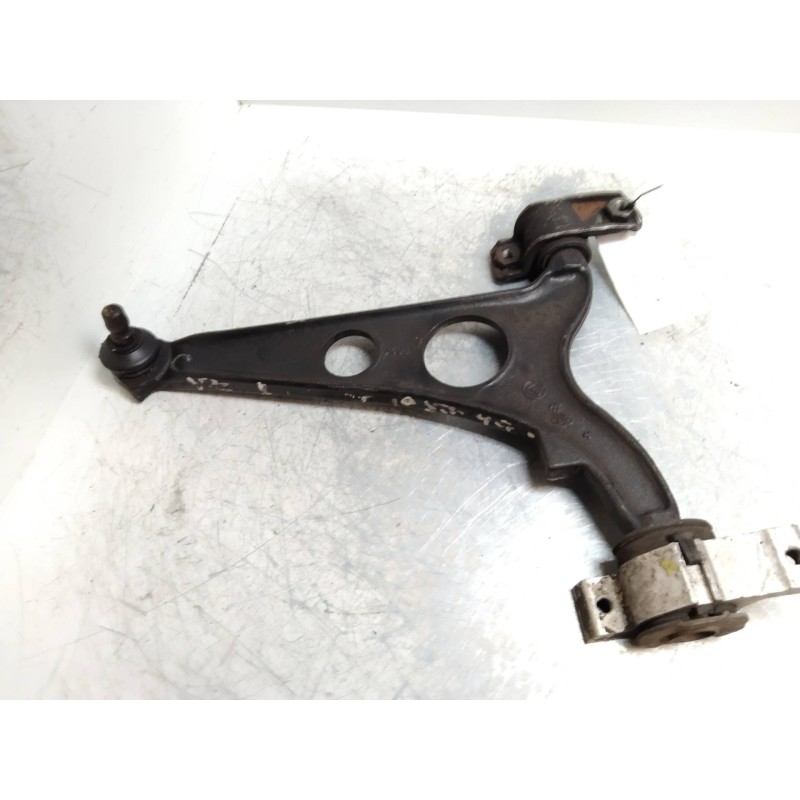 Recambio de brazo suspension inferior delantero izquierdo para lancia lybra berlina 1.9 jtd cat referencia OEM IAM   