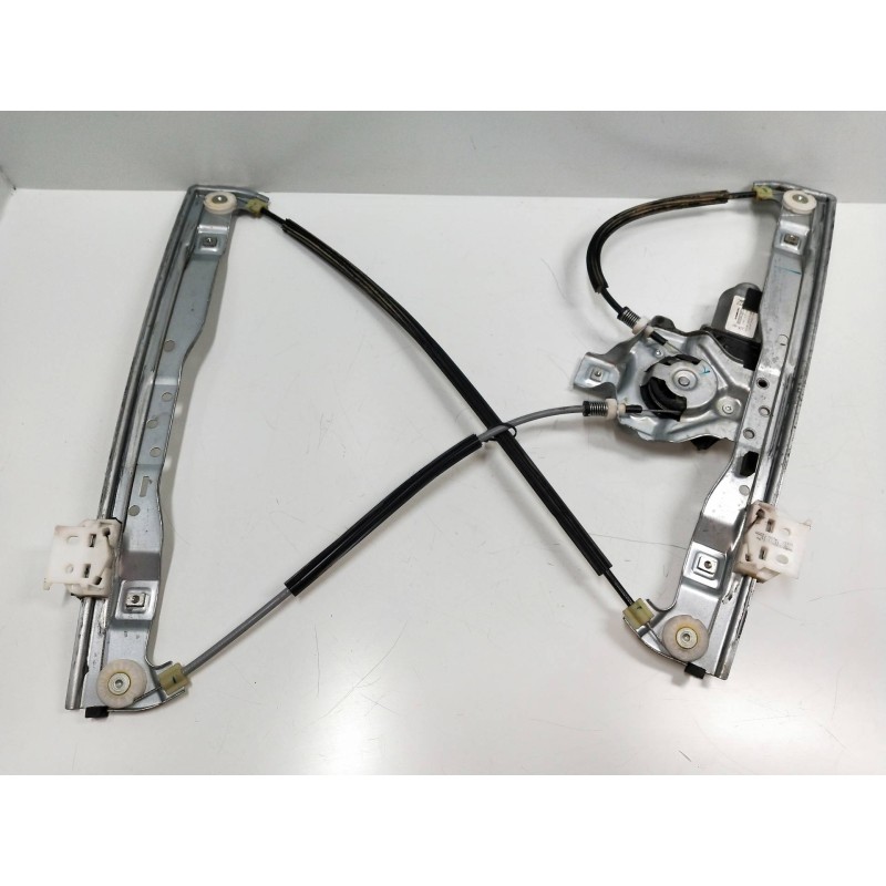 Recambio de elevalunas delantero izquierdo para citroen ds3 1.6 16v referencia OEM IAM 4022189F 130410011502 2P