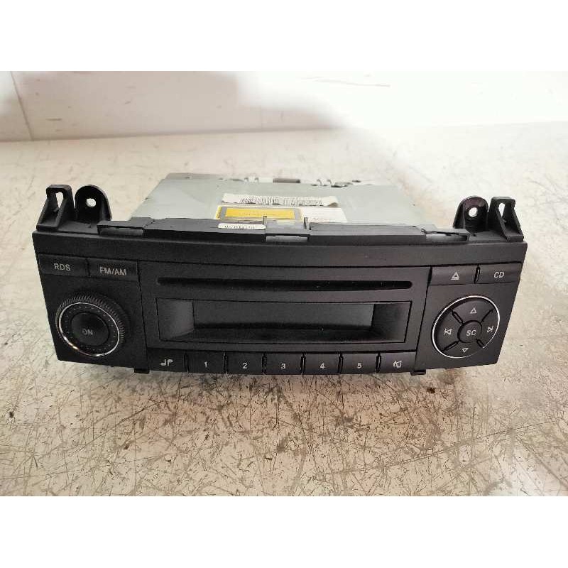 Recambio de sistema audio / radio cd para mercedes clase b (w245) 200 (245.233) referencia OEM IAM A1698200886001  