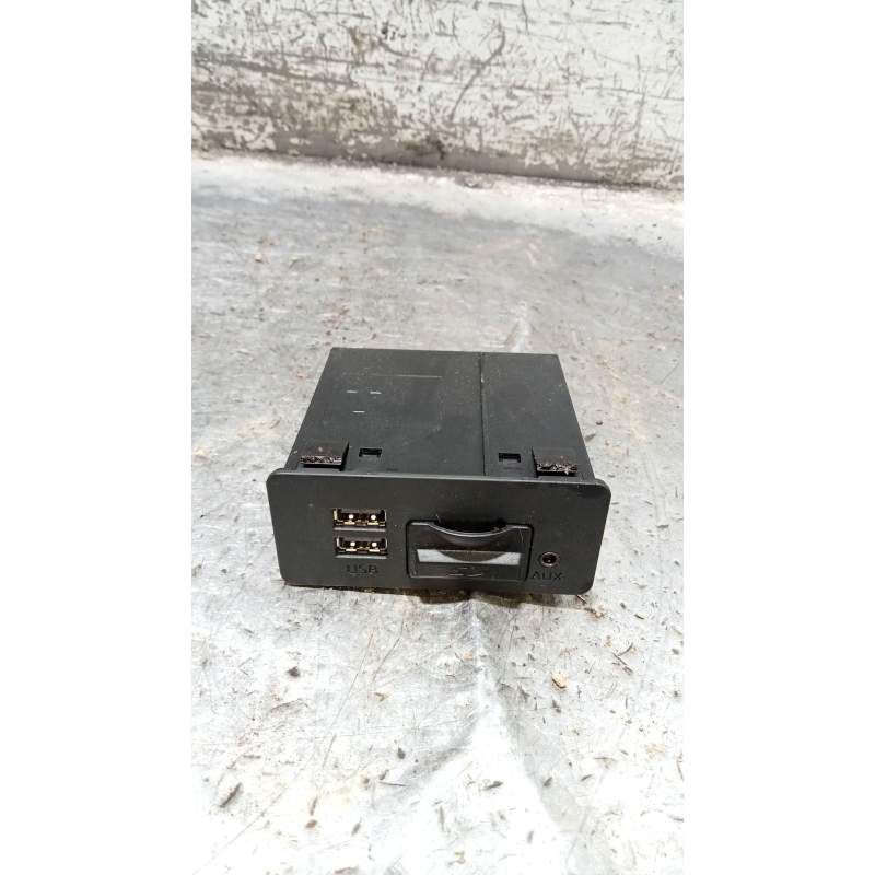 Recambio de modulo electronico para mazda 3 lim. () luxury referencia OEM IAM BHP1669U0 MD410346 2014