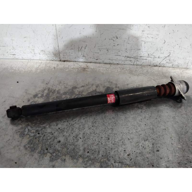 Recambio de amortiguador trasero derecho para volkswagen fox (5z1) básico referencia OEM IAM   