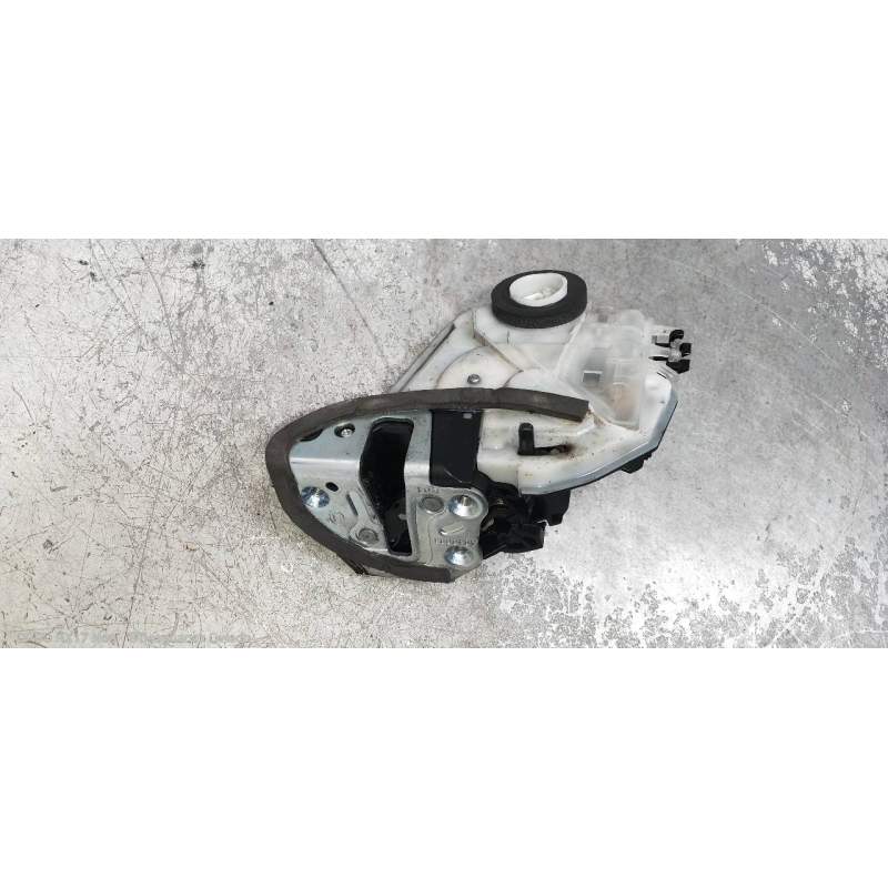 Recambio de motor cierre centralizado trasero izquierdo para toyota prius+ advance referencia OEM IAM  5P 2015