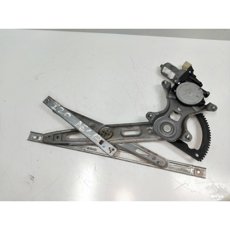 Recambio de elevalunas delantero izquierdo para hyundai i20 1.2 cat referencia OEM IAM 988101J100 2621004680 5P