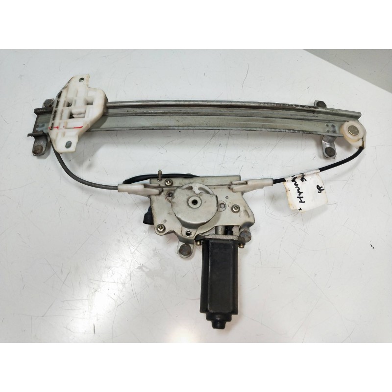 Recambio de elevalunas trasero derecho para hyundai sonata (y3) referencia OEM IAM 9882034010  4P