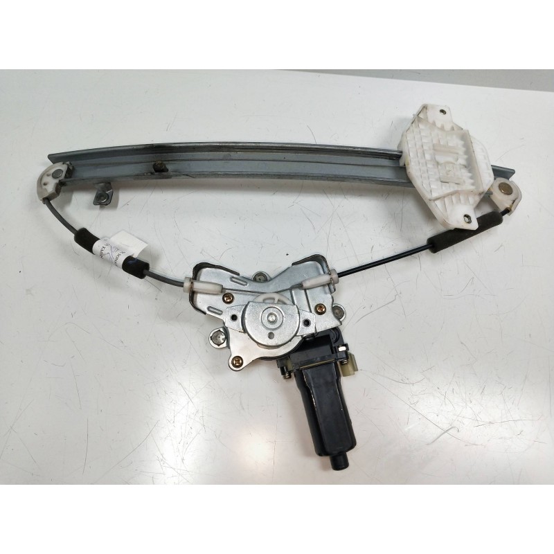 Recambio de elevalunas trasero derecho para hyundai sonata (y4) 2.0 16v cat referencia OEM IAM 9882029000  4P