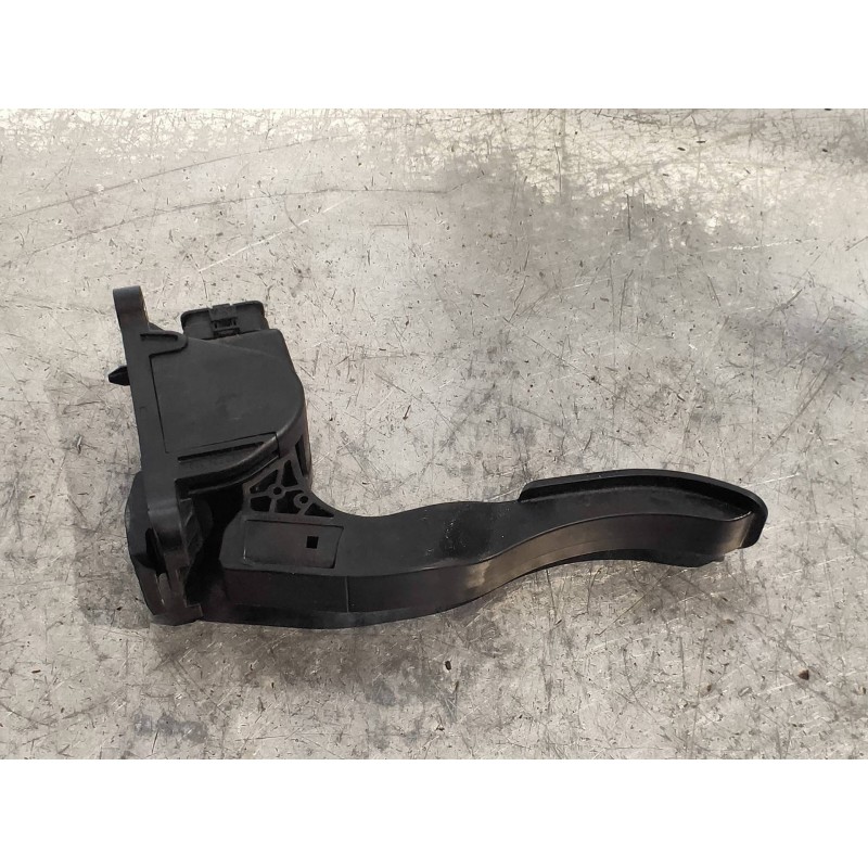 Recambio de potenciometro pedal para mercedes vito kasten (639) 113 cdi extralang (639.605) referencia OEM IAM F00C3E2430  