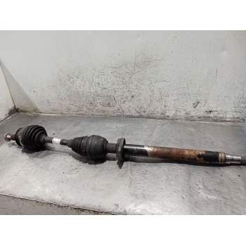 TRANSMISION DELANTERA DERECHA 200D W117/2014