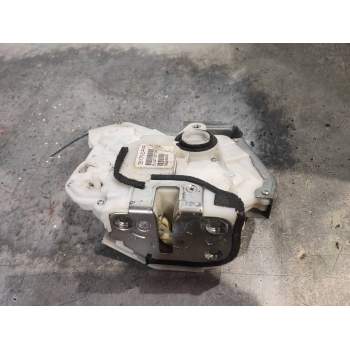 MOTOR CIERRE CENTRALIZADO TRASERO DERECHO 72611TF0