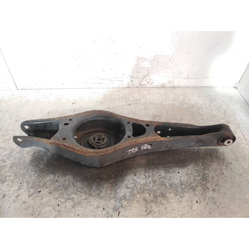 Recambio de brazo suspension inferior trasero izquierdo para volkswagen golf vi (5k1) gti referencia OEM IAM   5Q0505323C