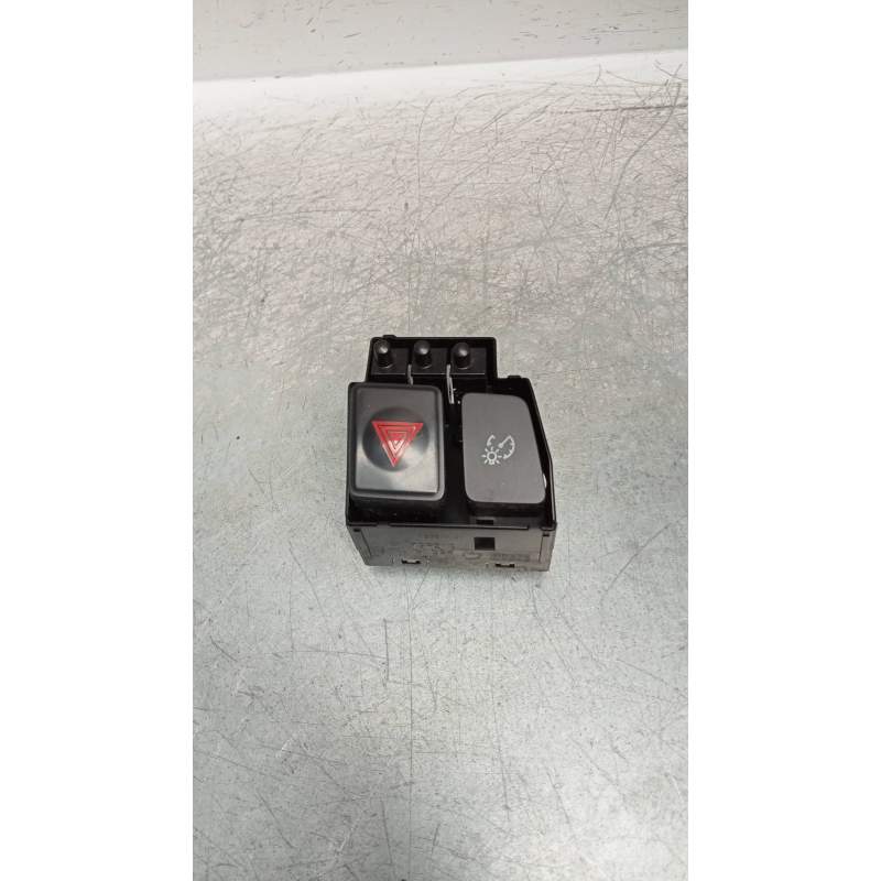 Recambio de mando multifuncion para toyota prius+ advance referencia OEM IAM   2015
