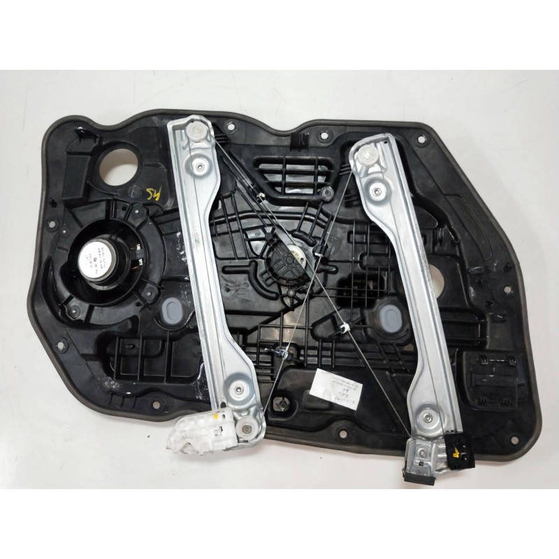 Recambio de elevalunas delantero derecho para kia cee´d drive referencia OEM IAM 82460A2010  5P