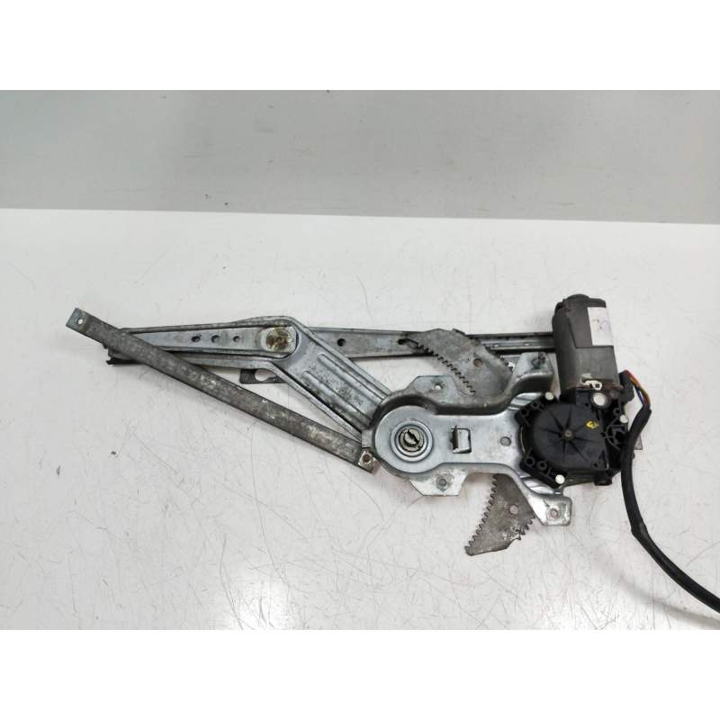 Recambio de elevalunas delantero derecho para mg serie 800 (rs) 2.7 24v referencia OEM IAM   4P