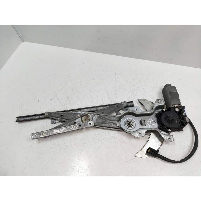 Recambio de elevalunas trasero derecho para mg serie 800 (rs) 2.7 24v referencia OEM IAM   4P