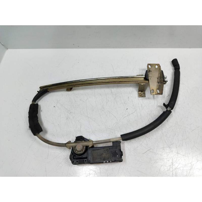 Recambio de elevalunas delantero derecho para mg serie 800 (1986-1992) 2.5 referencia OEM IAM   4P