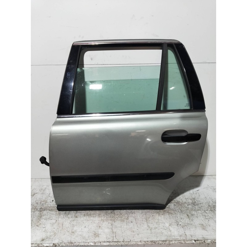 Recambio de puerta trasera izquierda para volvo xc90 d5 referencia OEM IAM  5P 