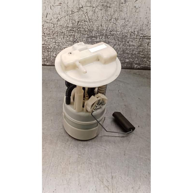 Recambio de bomba combustible para nissan micra iii (k12) 1.2 16v referencia OEM IAM  12G 2005