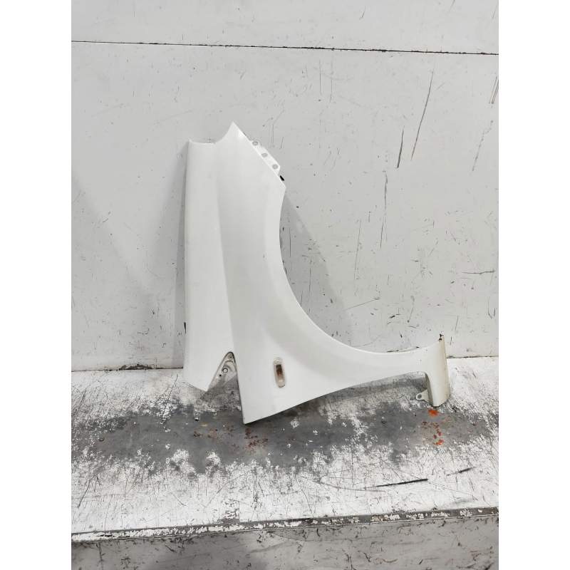 Recambio de aleta delantera derecha para fiat punto (evo) (199) dynamic referencia OEM IAM   2009