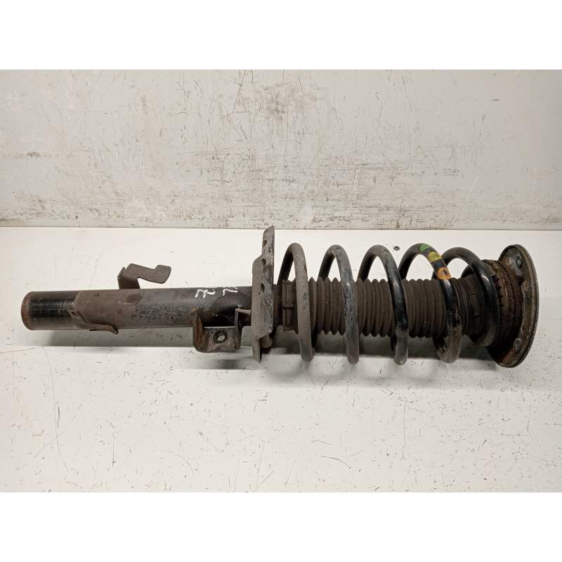 Recambio de amortiguador delantero izquierdo para land rover freelander (lr2) 2.2 td4 referencia OEM IAM 6G9118K001UAF  