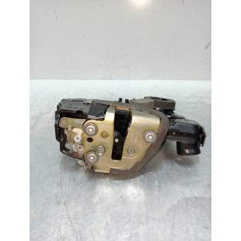 MOTOR CIERRE CENTRALIZADO DELANTERO DERECHO 5P 2004