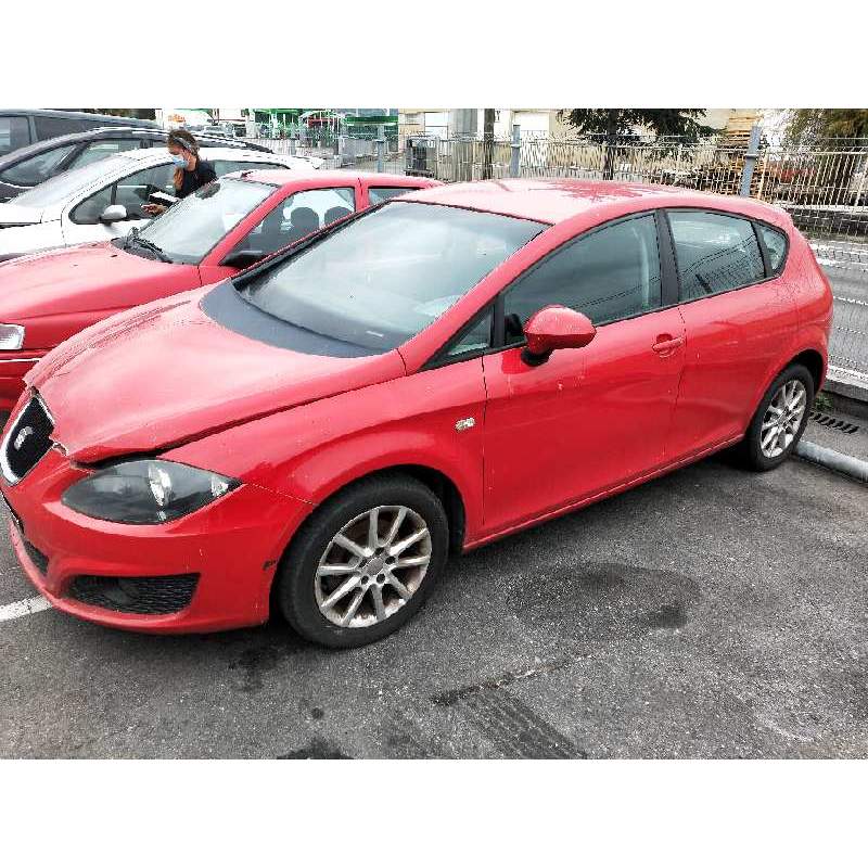 SEAT LEON (1P1)