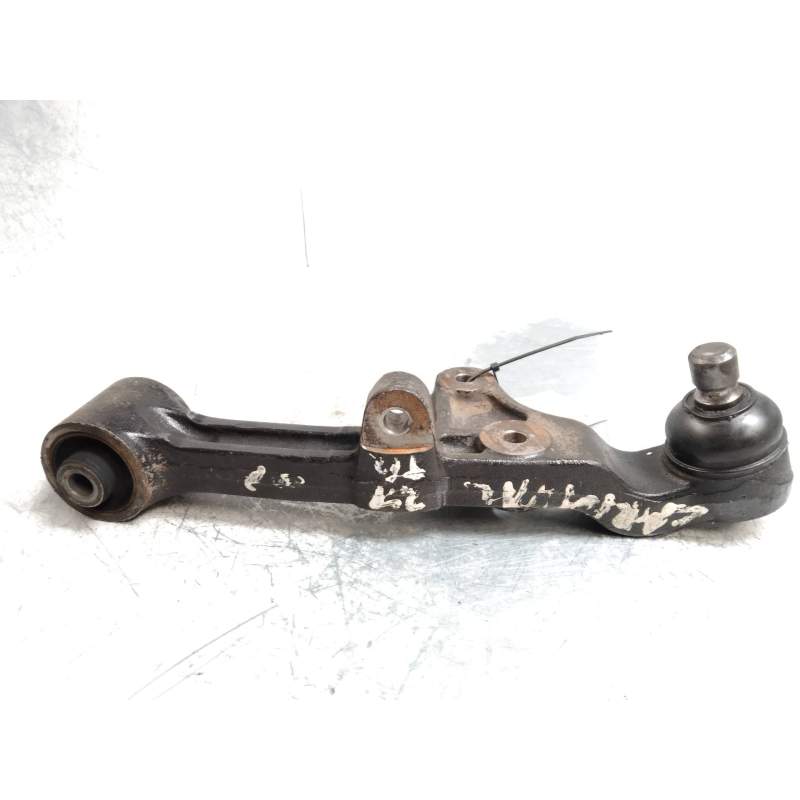 Recambio de brazo suspension inferior delantero derecho para kia carnival referencia OEM IAM  29CRDI 2001