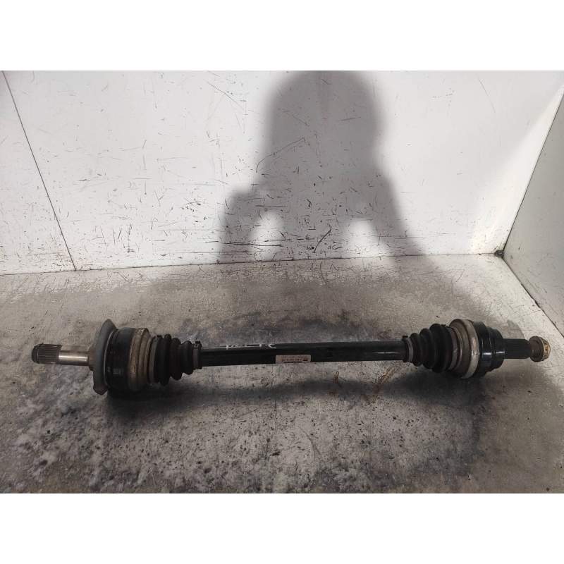 Recambio de transmision trasera izquierda para bmw serie 5 lim. (f10) 520d referencia OEM IAM 7581021AI03 520D 2014