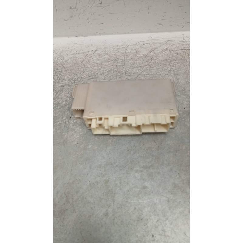 Recambio de modulo electronico para toyota prius+ advance referencia OEM IAM 8264147150 72818963 2015
