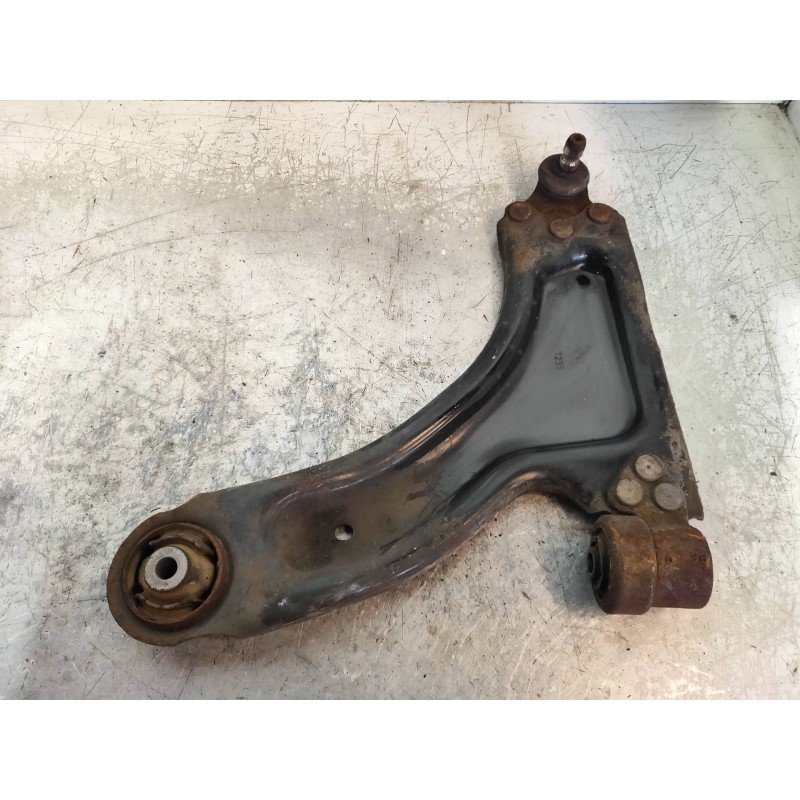 Recambio de brazo suspension inferior delantero izquierdo para opel meriva cosmo referencia OEM IAM   