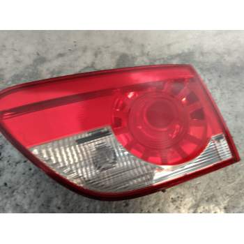 PILOTO TRASERO DERECHO INTERIOR 5P8945094D 