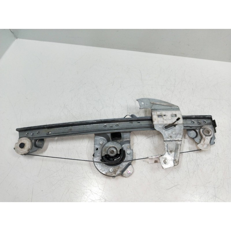 Recambio de elevalunas delantero izquierdo para toyota aygo (kgb/wnb) 1.0 cat referencia OEM IAM 400843C 3P 