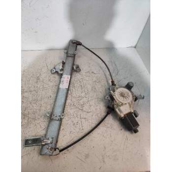 ELEVALUNAS DELANTERO DERECHO 3P