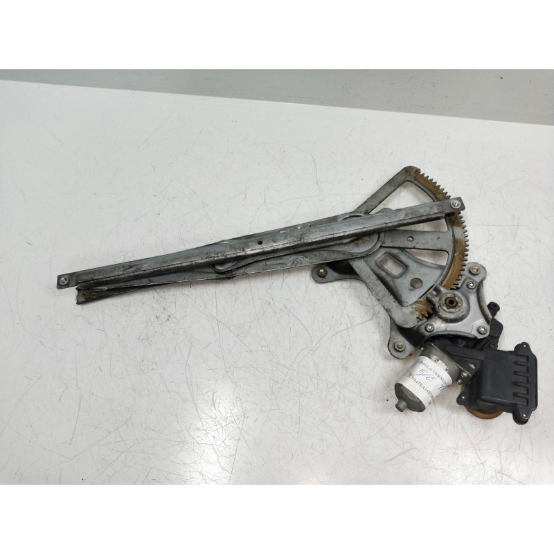 Recambio de elevalunas trasero izquierdo para toyota corolla verso (r1) 2.2 turbodiesel cat referencia OEM IAM 997249102  5P