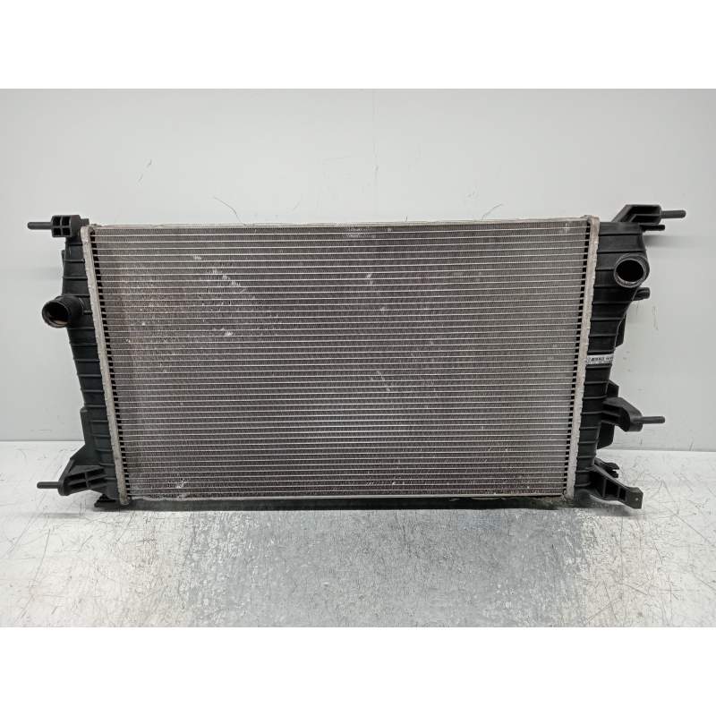Recambio de radiador agua para renault fluence expression referencia OEM IAM 214100068R  