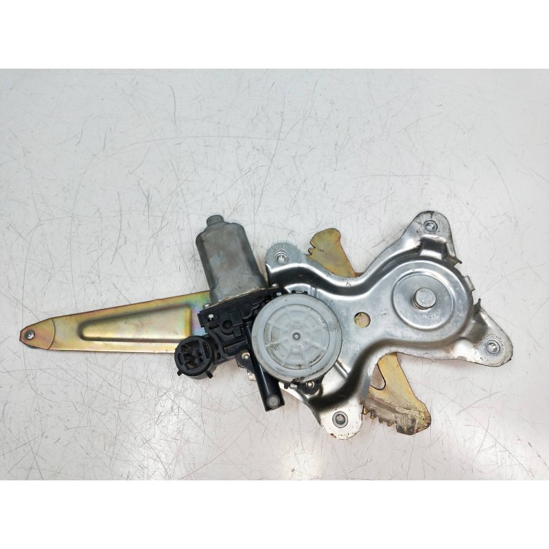 Recambio de elevalunas trasero izquierdo para toyota rav 4 (a2) referencia OEM IAM 8571042070 2621000940 5P