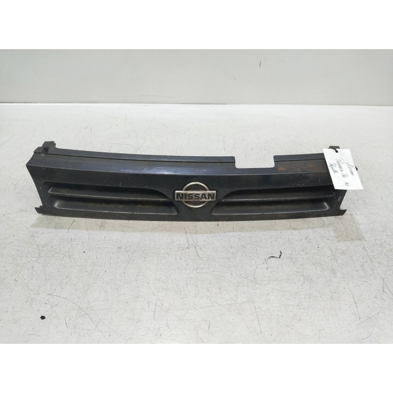 Recambio de rejilla delantera para nissan primera berl./familiar (p10/w10) 1.6 16v cat referencia OEM IAM   