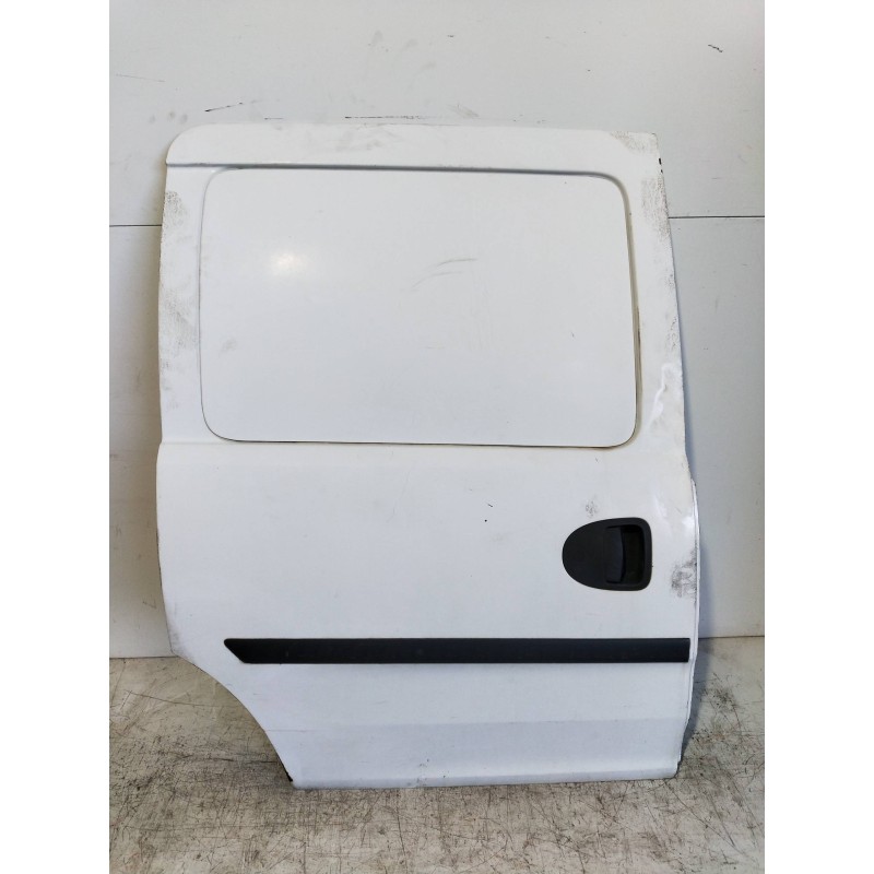 Recambio de puerta lateral corredera derecha para opel combo (corsa c) familiar referencia OEM IAM  4P 