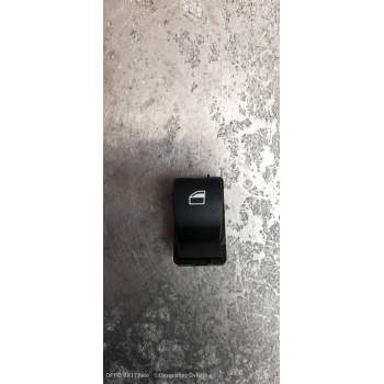 MANDO ELEVALUNAS DELANTERO DERECHO 6922244AI01 