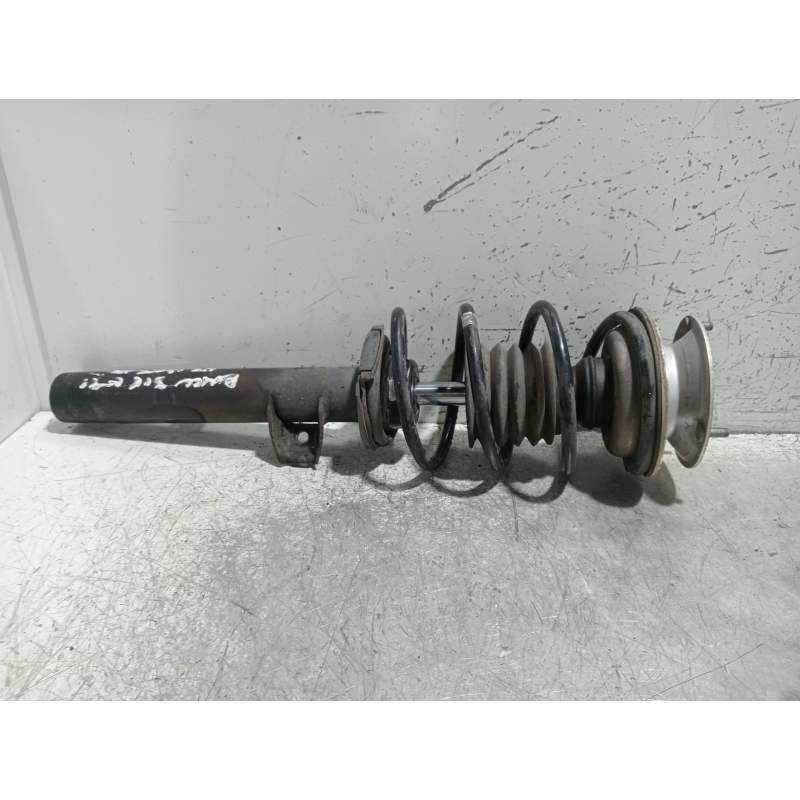 Recambio de amortiguador delantero izquierdo para bmw serie 3 touring (e91) 318i referencia OEM IAM 3131677291701 824903001717 