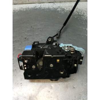 MOTOR CIERRE CENTRALIZADO TRASERO DERECHO 06D7L0839016D 5P 2003