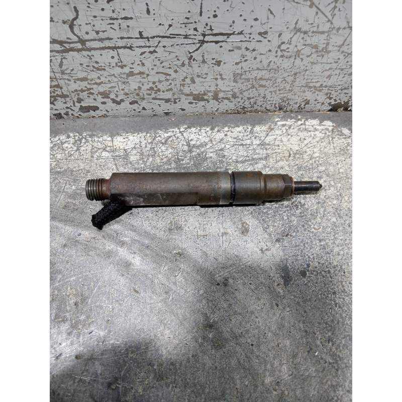 Recambio de inyector para seat leon (1m1) 1.9 tdi referencia OEM IAM 0432193595 038130202A BOSCH