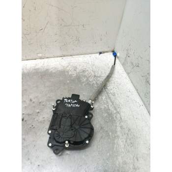 MOTOR CIERRE CENTRALIZADO PORTON DK62404C10AE 5P 2016