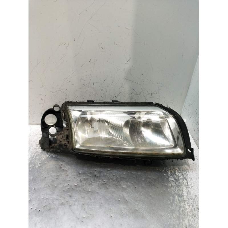 Recambio de faro derecho para volvo s80 berlina 2.4 d referencia OEM IAM   1998